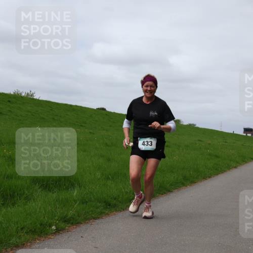 04.05.2025 - 8. Wedeler Halbmarathon Yannick Fuchs http://msf.ph/oto/7826963 04.05.2025 11:56:09 Laufen 433 meine-sportfotos.de