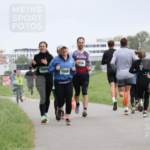 04.05.2025 - 8. Wedeler Halbmarathon Yannick Fuchs http://msf.ph/oto/7826964 04.05.2025 11:14:31 Laufen 1099, 1008, 20, 66 meine-sportfotos.de
