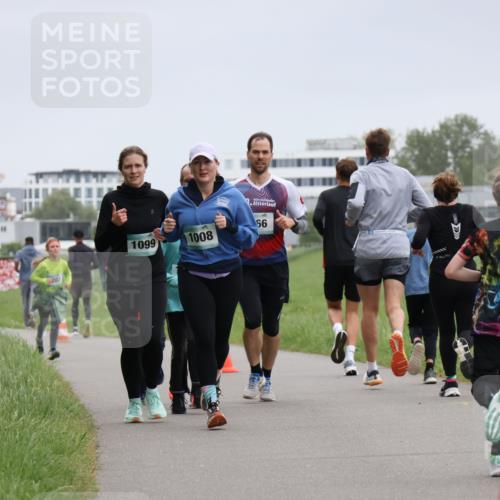 04.05.2025 - 8. Wedeler Halbmarathon Yannick Fuchs http://msf.ph/oto/7826977 04.05.2025 11:14:31 Laufen 203, 1099, 1008, 56 meine-sportfotos.de