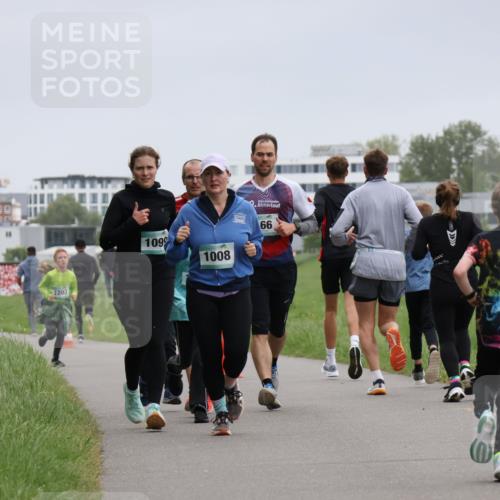 04.05.2025 - 8. Wedeler Halbmarathon Yannick Fuchs http://msf.ph/oto/7826984 04.05.2025 11:14:31 Laufen 1203, 1099, 1008, 66 meine-sportfotos.de