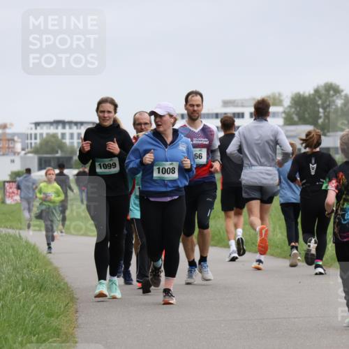 04.05.2025 - 8. Wedeler Halbmarathon Yannick Fuchs http://msf.ph/oto/7827000 04.05.2025 11:14:32 Laufen 1099, 1008, 66 meine-sportfotos.de