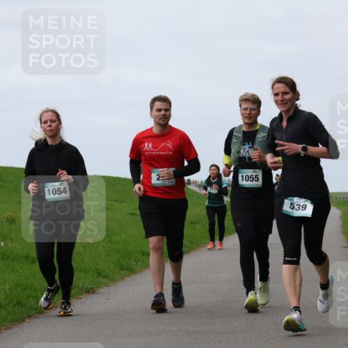 04.05.2025 - 8. Wedeler Halbmarathon Yannick Fuchs http://msf.ph/oto/7827050 04.05.2025 11:33:55 Laufen 1054, 8544, 773, 1055, 539 meine-sportfotos.de