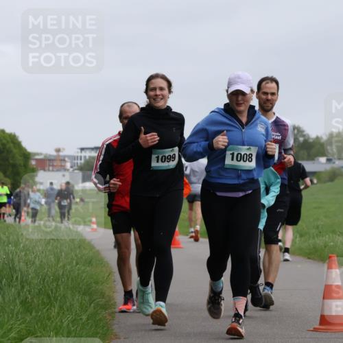 04.05.2025 - 8. Wedeler Halbmarathon Yannick Fuchs http://msf.ph/oto/7827053 04.05.2025 11:14:36 Laufen 1099, 1008 meine-sportfotos.de