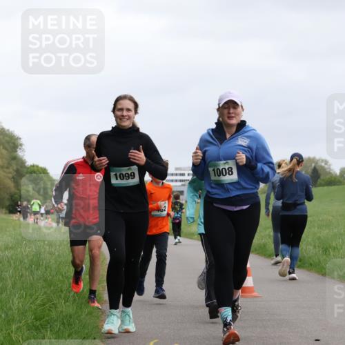 04.05.2025 - 8. Wedeler Halbmarathon Yannick Fuchs http://msf.ph/oto/7827061 04.05.2025 11:14:37 Laufen 1099, 62, 1008 meine-sportfotos.de