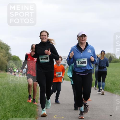 04.05.2025 - 8. Wedeler Halbmarathon Yannick Fuchs http://msf.ph/oto/7827069 04.05.2025 11:14:38 Laufen 1099, 82, 1008 meine-sportfotos.de