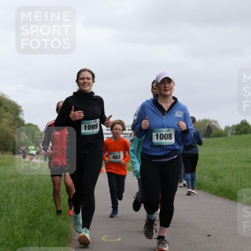04.05.2025 - 8. Wedeler Halbmarathon Yannick Fuchs http://msf.ph/oto/7827085 04.05.2025 11:14:38 Laufen 1099, 482, 1008 meine-sportfotos.de