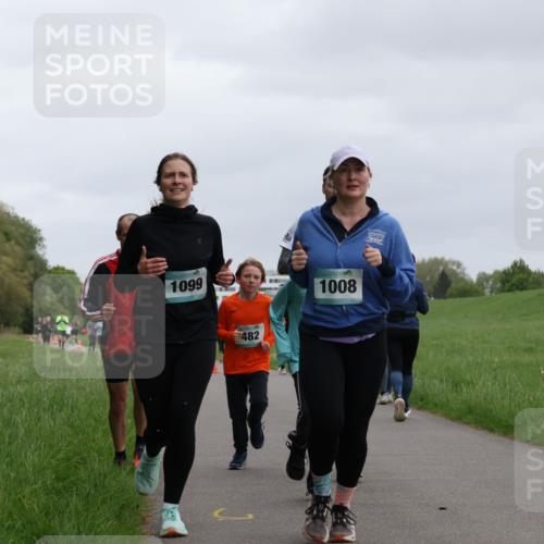 04.05.2025 - 8. Wedeler Halbmarathon Yannick Fuchs http://msf.ph/oto/7827089 04.05.2025 11:14:38 Laufen 1099, 482, 1008 meine-sportfotos.de