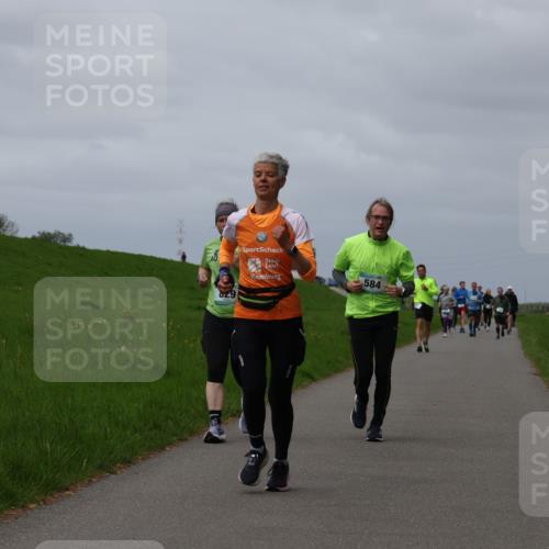 04.05.2025 - 8. Wedeler Halbmarathon Yannick Fuchs http://msf.ph/oto/7827095 04.05.2025 11:56:42 Laufen 584 meine-sportfotos.de