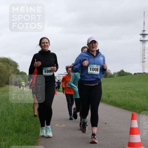 04.05.2025 - 8. Wedeler Halbmarathon Yannick Fuchs http://msf.ph/oto/7827117 04.05.2025 11:14:38 Laufen 1008, 1095 meine-sportfotos.de