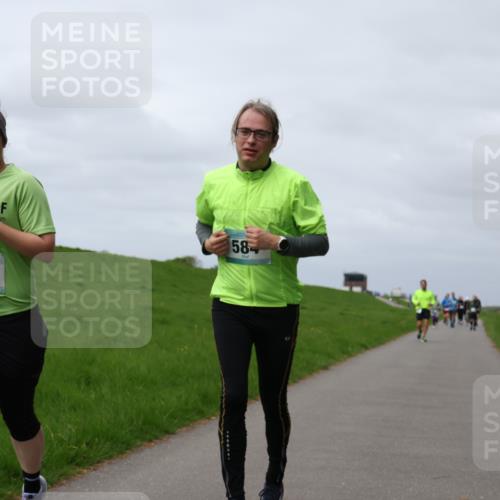 04.05.2025 - 8. Wedeler Halbmarathon Yannick Fuchs http://msf.ph/oto/7827141 04.05.2025 11:56:46 Laufen 58, 829 meine-sportfotos.de
