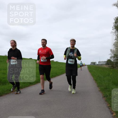 04.05.2025 - 8. Wedeler Halbmarathon Yannick Fuchs http://msf.ph/oto/7827159 04.05.2025 11:34:00 Laufen 1054, 7, 20, 1055 meine-sportfotos.de