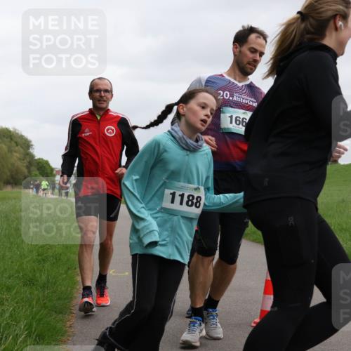 04.05.2025 - 8. Wedeler Halbmarathon Yannick Fuchs http://msf.ph/oto/7827166 04.05.2025 11:14:41 Laufen 20, 166, 1188 meine-sportfotos.de