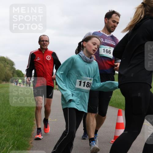 04.05.2025 - 8. Wedeler Halbmarathon Yannick Fuchs http://msf.ph/oto/7827169 04.05.2025 11:14:41 Laufen 1188, 166 meine-sportfotos.de