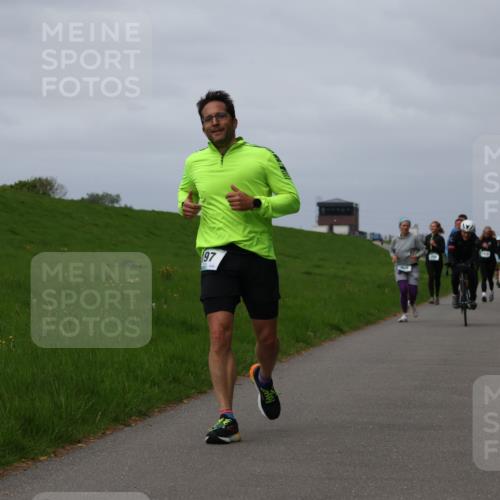 04.05.2025 - 8. Wedeler Halbmarathon Yannick Fuchs http://msf.ph/oto/7827183 04.05.2025 11:56:56 Laufen 97, 4, 849 meine-sportfotos.de