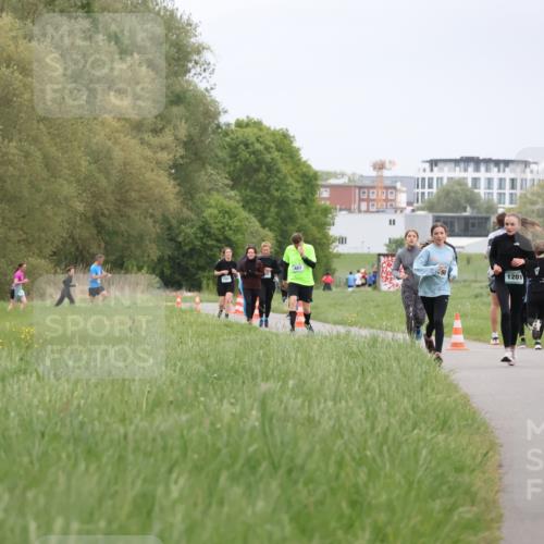 04.05.2025 - 8. Wedeler Halbmarathon Yannick Fuchs http://msf.ph/oto/7827230 04.05.2025 11:14:44 Laufen 1201, 1203 meine-sportfotos.de