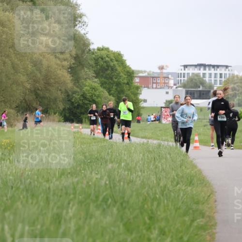 04.05.2025 - 8. Wedeler Halbmarathon Yannick Fuchs http://msf.ph/oto/7827232 04.05.2025 11:14:44 Laufen 483, 1198, 1201, 1203 meine-sportfotos.de