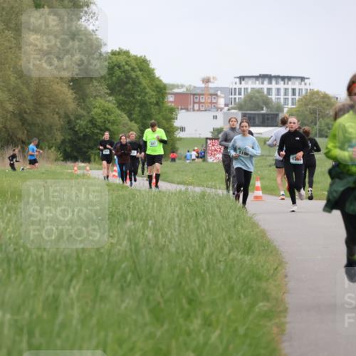04.05.2025 - 8. Wedeler Halbmarathon Yannick Fuchs http://msf.ph/oto/7827238 04.05.2025 11:14:44 Laufen 483, 1198, 203 meine-sportfotos.de