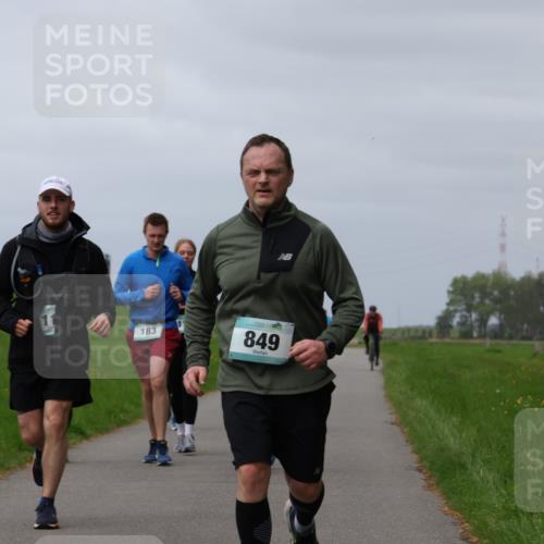 04.05.2025 - 8. Wedeler Halbmarathon Yannick Fuchs http://msf.ph/oto/7827281 04.05.2025 11:57:05 Laufen 183, 849 meine-sportfotos.de