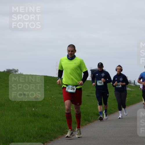 04.05.2025 - 8. Wedeler Halbmarathon Yannick Fuchs http://msf.ph/oto/7827294 04.05.2025 11:34:15 Laufen 1120, 782, 458 meine-sportfotos.de