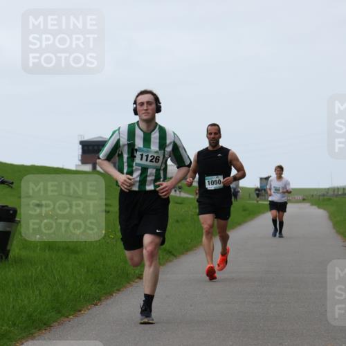 04.05.2025 - 8. Wedeler Halbmarathon Yannick Fuchs http://msf.ph/oto/7827304 04.05.2025 11:14:51 Laufen 1126, 1050, 655 meine-sportfotos.de