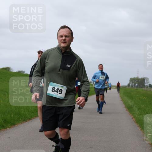 04.05.2025 - 8. Wedeler Halbmarathon Yannick Fuchs http://msf.ph/oto/7827319 04.05.2025 11:57:07 Laufen 849, 415 meine-sportfotos.de