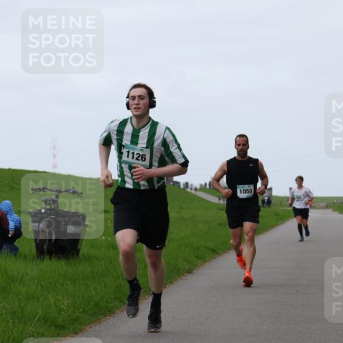 04.05.2025 - 8. Wedeler Halbmarathon Yannick Fuchs http://msf.ph/oto/7827323 04.05.2025 11:14:52 Laufen 1126, 1050 meine-sportfotos.de