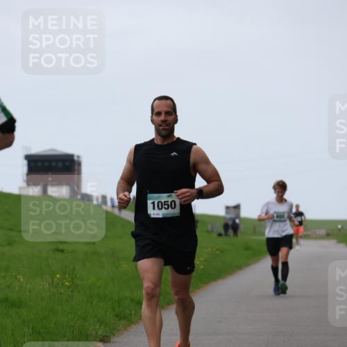 04.05.2025 - 8. Wedeler Halbmarathon Yannick Fuchs http://msf.ph/oto/7827346 04.05.2025 11:14:53 Laufen 6, 1050, 151 meine-sportfotos.de
