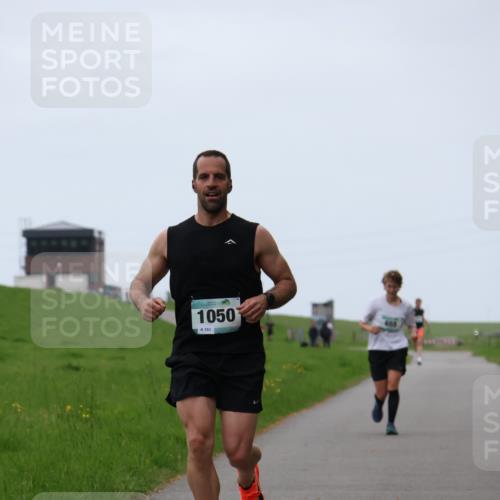 04.05.2025 - 8. Wedeler Halbmarathon Yannick Fuchs http://msf.ph/oto/7827350 04.05.2025 11:14:53 Laufen 1050, 151 meine-sportfotos.de