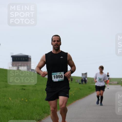 04.05.2025 - 8. Wedeler Halbmarathon Yannick Fuchs http://msf.ph/oto/7827354 04.05.2025 11:14:53 Laufen 1050, 151, 655 meine-sportfotos.de