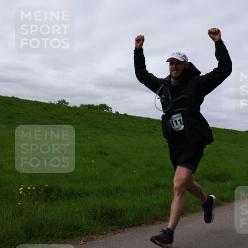 04.05.2025 - 8. Wedeler Halbmarathon Yannick Fuchs http://msf.ph/oto/7827374 04.05.2025 11:57:09 Laufen 111 meine-sportfotos.de