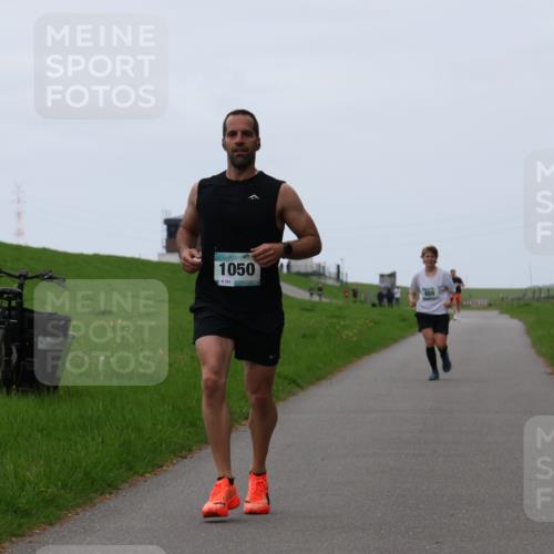 04.05.2025 - 8. Wedeler Halbmarathon Yannick Fuchs http://msf.ph/oto/7827384 04.05.2025 11:14:54 Laufen 1050, 151, 655 meine-sportfotos.de
