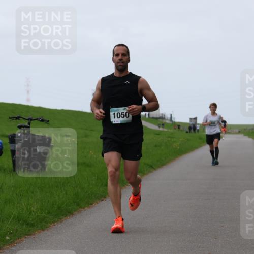 04.05.2025 - 8. Wedeler Halbmarathon Yannick Fuchs http://msf.ph/oto/7827391 04.05.2025 11:14:54 Laufen 1050, 151 meine-sportfotos.de