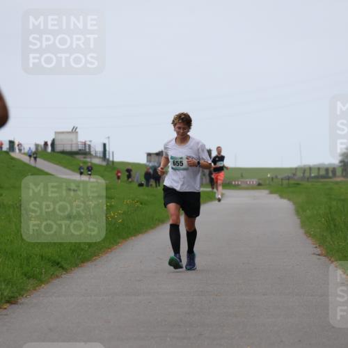 04.05.2025 - 8. Wedeler Halbmarathon Yannick Fuchs http://msf.ph/oto/7827406 04.05.2025 11:14:55 Laufen 655 meine-sportfotos.de