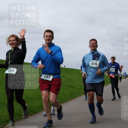 04.05.2025 - 8. Wedeler Halbmarathon Yannick Fuchs http://msf.ph/oto/7827409 04.05.2025 11:57:11 Laufen 205, 183, 415, 261 meine-sportfotos.de