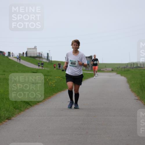 04.05.2025 - 8. Wedeler Halbmarathon Yannick Fuchs http://msf.ph/oto/7827420 04.05.2025 11:14:56 Laufen 655 meine-sportfotos.de