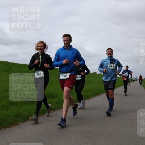 04.05.2025 - 8. Wedeler Halbmarathon Yannick Fuchs http://msf.ph/oto/7827458 04.05.2025 11:57:12 Laufen 205, 183, 115, 415 meine-sportfotos.de