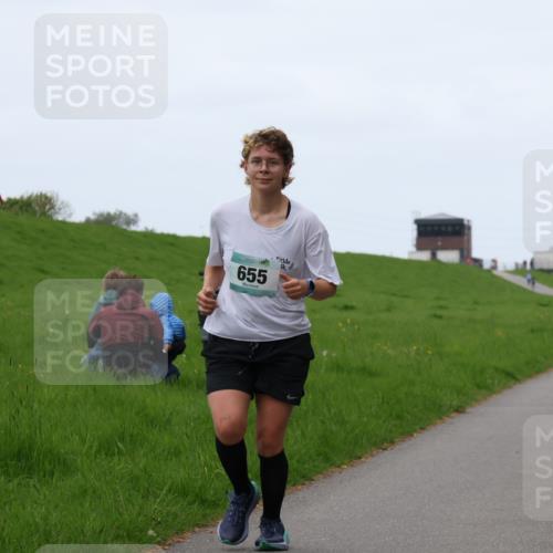 04.05.2025 - 8. Wedeler Halbmarathon Yannick Fuchs http://msf.ph/oto/7827481 04.05.2025 11:15:01 Laufen 655 meine-sportfotos.de