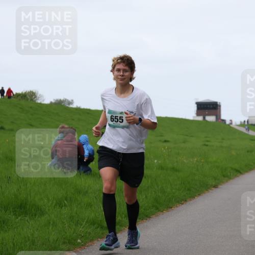 04.05.2025 - 8. Wedeler Halbmarathon Yannick Fuchs http://msf.ph/oto/7827484 04.05.2025 11:15:02 Laufen 655 meine-sportfotos.de