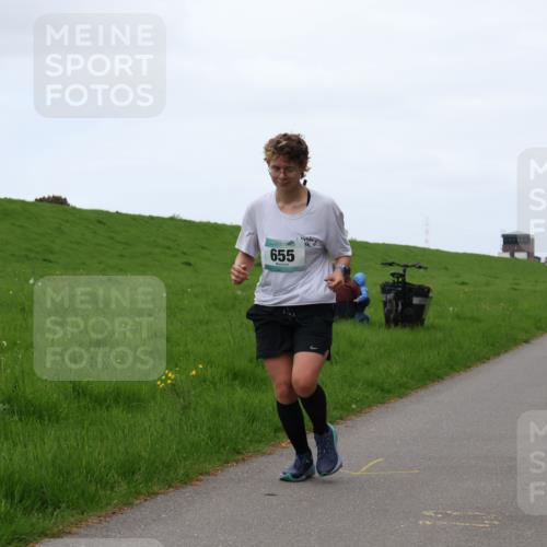 04.05.2025 - 8. Wedeler Halbmarathon Yannick Fuchs http://msf.ph/oto/7827509 04.05.2025 11:15:02 Laufen 655 meine-sportfotos.de