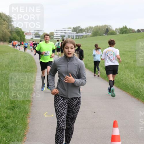04.05.2025 - 8. Wedeler Halbmarathon Yannick Fuchs http://msf.ph/oto/7827539 04.05.2025 11:15:08 Laufen 483 meine-sportfotos.de
