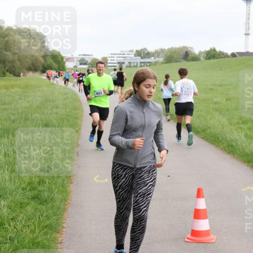 04.05.2025 - 8. Wedeler Halbmarathon Yannick Fuchs http://msf.ph/oto/7827558 04.05.2025 11:15:09 Laufen 483 meine-sportfotos.de