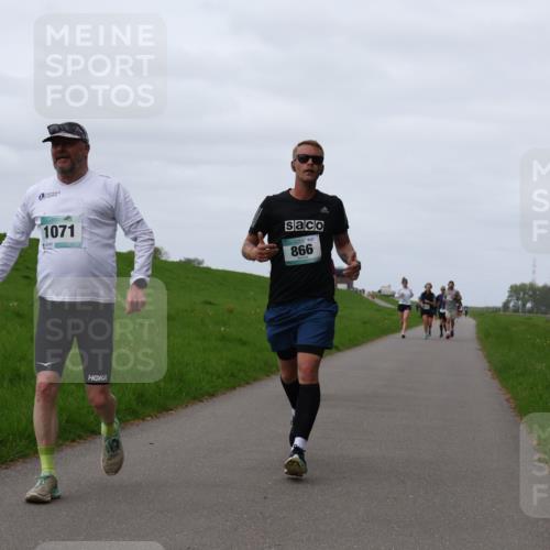 04.05.2025 - 8. Wedeler Halbmarathon Yannick Fuchs http://msf.ph/oto/7827573 04.05.2025 11:34:31 Laufen 1071, 866 meine-sportfotos.de
