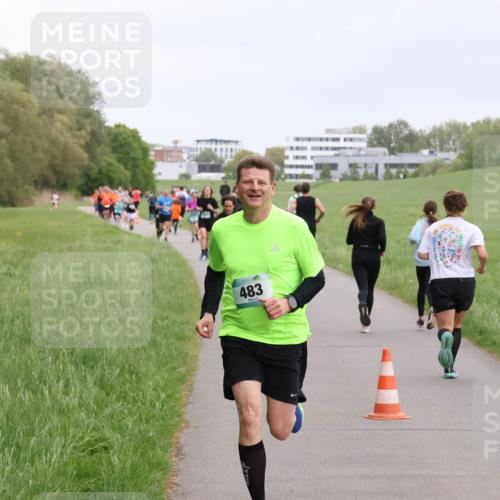 04.05.2025 - 8. Wedeler Halbmarathon Yannick Fuchs http://msf.ph/oto/7827582 04.05.2025 11:15:10 Laufen 483 meine-sportfotos.de