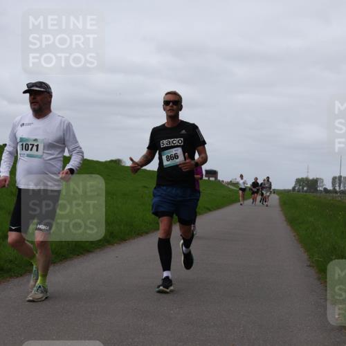 04.05.2025 - 8. Wedeler Halbmarathon Yannick Fuchs http://msf.ph/oto/7827592 04.05.2025 11:34:32 Laufen 1071, 866 meine-sportfotos.de