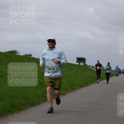 04.05.2025 - 8. Wedeler Halbmarathon Yannick Fuchs http://msf.ph/oto/7827620 04.05.2025 11:57:18 Laufen 1018 meine-sportfotos.de