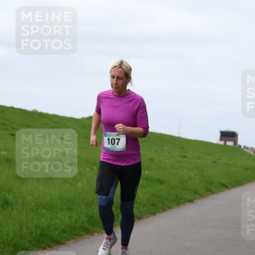 04.05.2025 - 8. Wedeler Halbmarathon Yannick Fuchs http://msf.ph/oto/7827629 04.05.2025 11:34:34 Laufen 107 meine-sportfotos.de