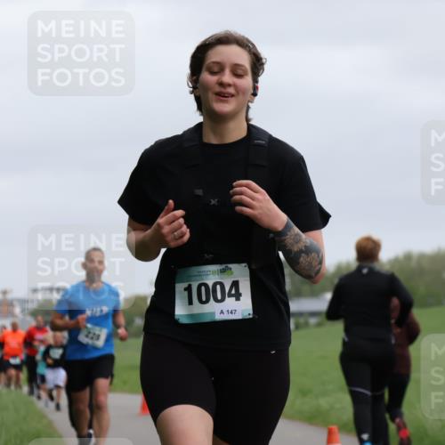 04.05.2025 - 8. Wedeler Halbmarathon Yannick Fuchs http://msf.ph/oto/7827703 04.05.2025 11:15:27 Laufen 228, 8536, 1004, 147 meine-sportfotos.de