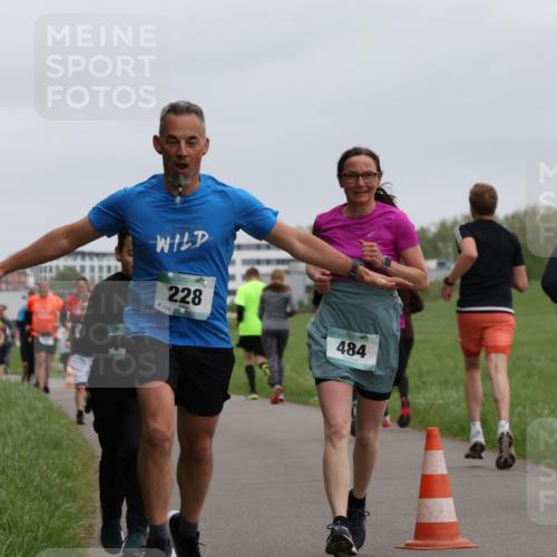 04.05.2025 - 8. Wedeler Halbmarathon Yannick Fuchs http://msf.ph/oto/7827767 04.05.2025 11:15:30 Laufen 228, 154, 484 meine-sportfotos.de
