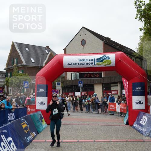 04.05.2025 - 8. Wedeler Halbmarathon Felixshl http://msf.ph/oto/7827799 04.05.2025 12:05:54 Ziel 45, 91, 92, 958 meine-sportfotos.de