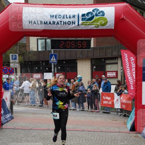 04.05.2025 - 8. Wedeler Halbmarathon Felixshl http://msf.ph/oto/7827858 04.05.2025 12:05:57 Ziel 45, 91, 92, 469, 958 meine-sportfotos.de
